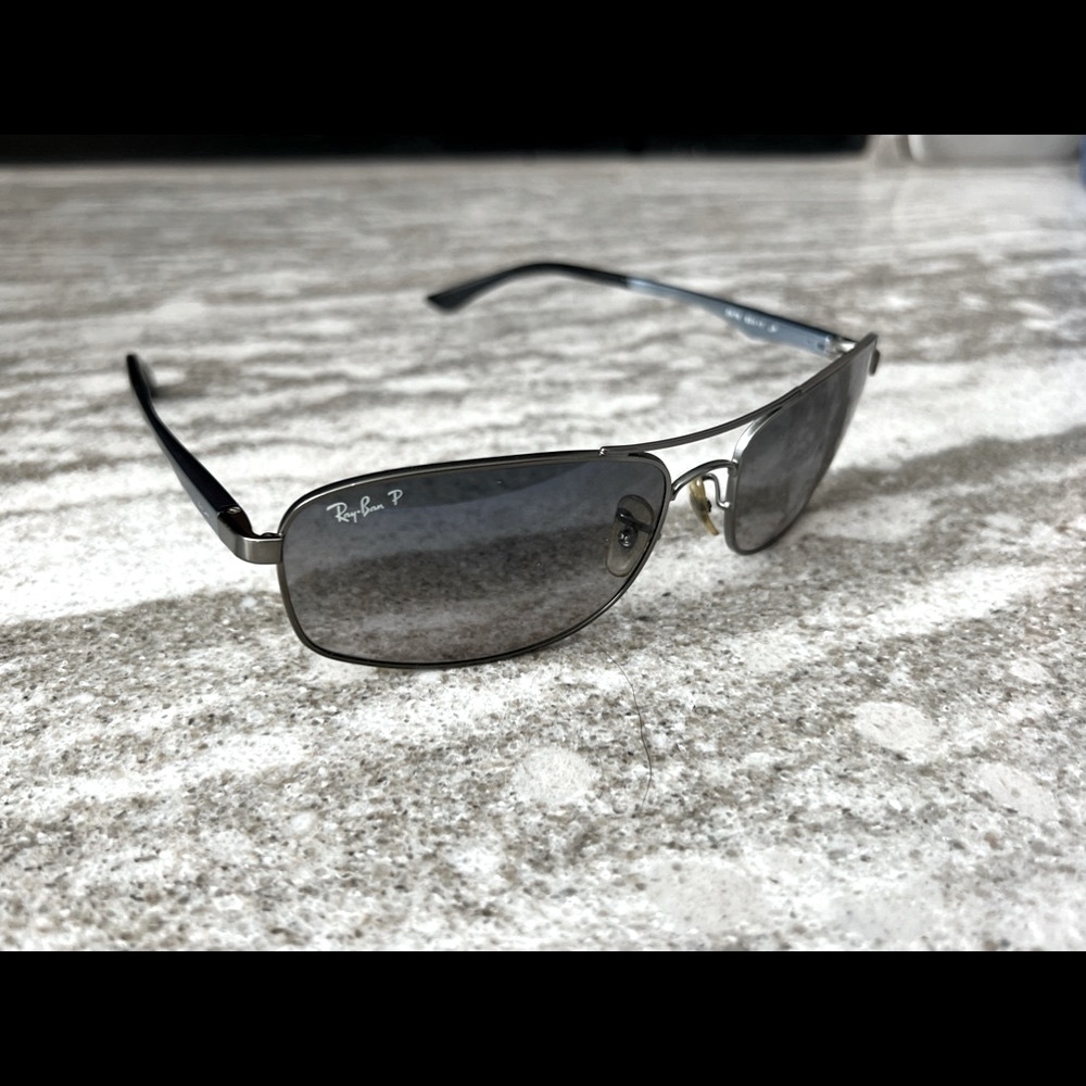 Ray-Ban Blue and Silver Sunglasses Modern Design